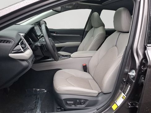 Used 2023 Toyota Camry XSE w/ Cold Weather Package FWD image 14