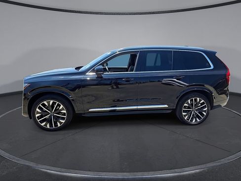 Certified 2026 Volvo XC90 B6 Plus AWD/4WD image 2