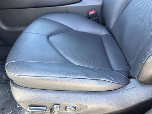 Used 2024 Toyota Grand Highlander XLE image 28