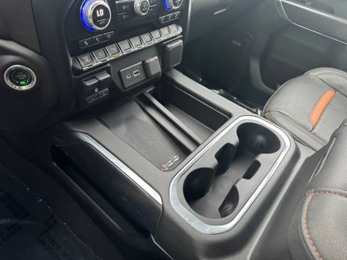 Used 2023 GMC Sierra 2500 AT4 w/ AT4 Premium Plus Package AWD/4WD image 21