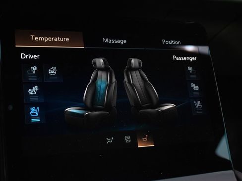 New 2026 Cadillac Vistiq Platinum AWD/4WD image 31