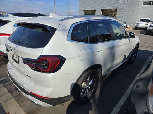 Used 2022 BMW X3 xDrive30i w/ Premium Package 2 image 3