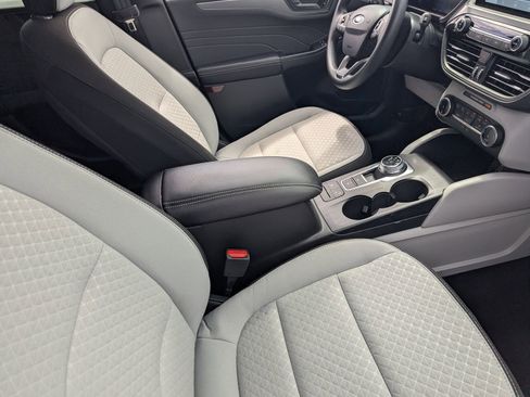 New 2025 Ford Escape Active image 43