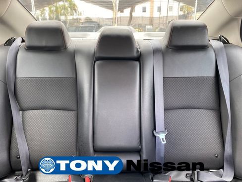 Used 2022 Nissan Altima 2.5 SR w/ Midnight Edition Package FWD image 17