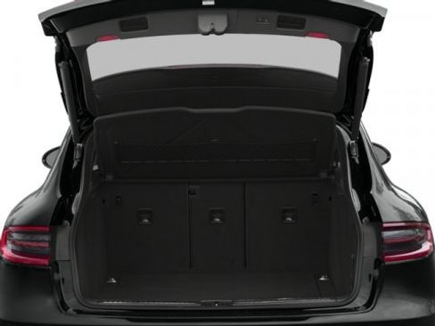 Used 2016 Porsche Macan Turbo image 11