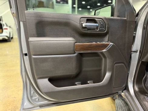 Used 2021 GMC Sierra 1500 SLT image 17