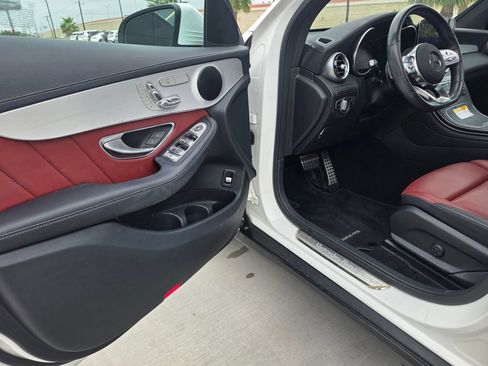 Used 2022 Mercedes-Benz GLC 300 4MATIC Coupe image 13