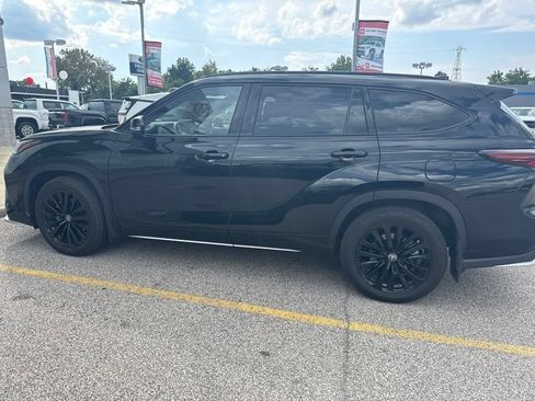 Used 2026 Toyota Highlander XSE AWD/4WD image 6