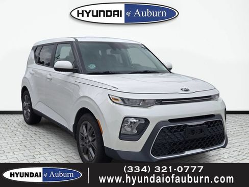 Used 2021 Kia Soul S FWD image 1