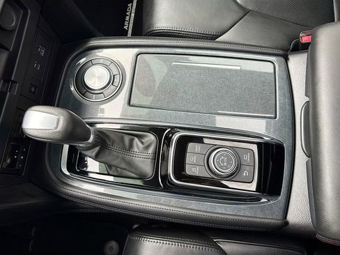 Used 2024 Nissan Armada SL w/ Midnight Edition Package image 24