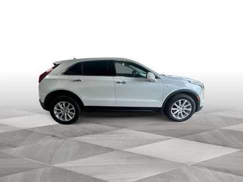Used 2023 Cadillac XT4 Luxury FWD image 9
