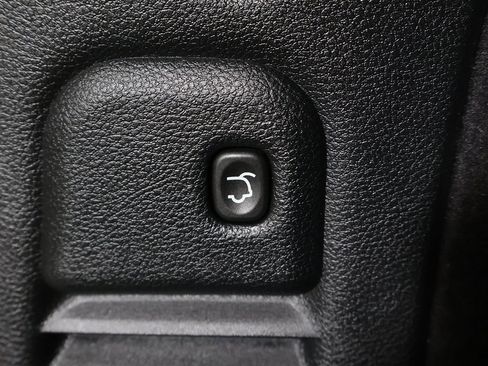 Used 2022 Dodge Durango GT image 21