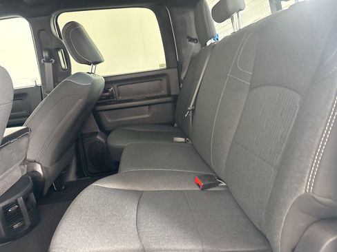 Used 2024 RAM 2500 Tradesman w/ Chrome Appearance Group image 20