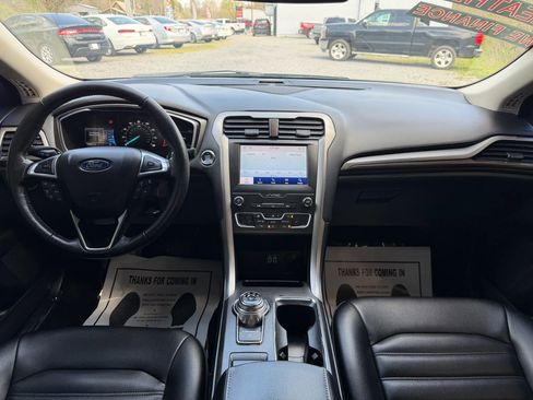 Used 2020 Ford Fusion SEL FWD image 21