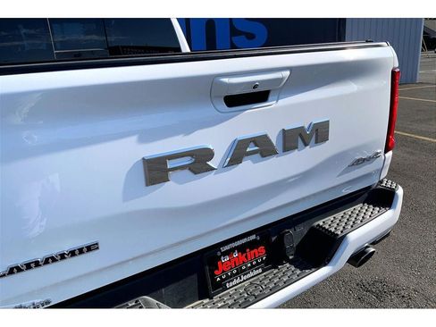 Used 2025 RAM 1500 Laramie w/ Sport Appearance Package AWD/4WD image 32