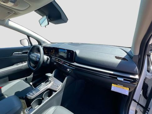 New 2026 Kia Sportage EX image 28