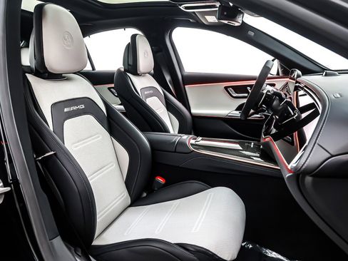 New 2026 Mercedes-Benz E 53 AMG e 4MATIC Sedan image 7