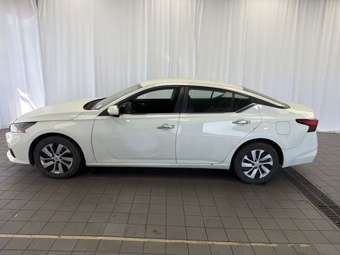 Used 2022 Nissan Altima 2.5 S image 8