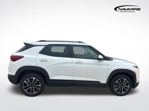 New 2026 Chevrolet TrailBlazer LT w/ Convenience Package FWD image 9