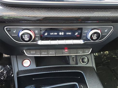 Used 2023 Audi SQ5 Premium Plus w/ Premium Plus Package image 31