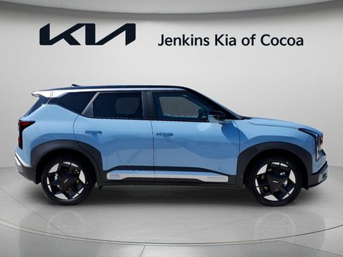 New 2027 Kia Seltos S FWD image 2