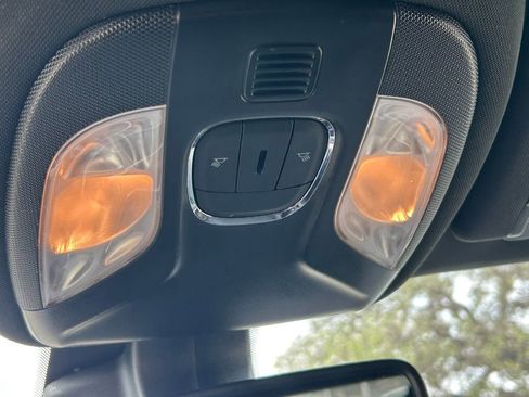 Used 2025 Jeep Compass Trailhawk image 21