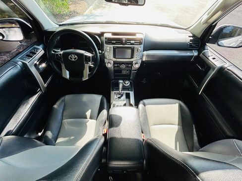 Used 2015 Toyota 4Runner 4WD image 9