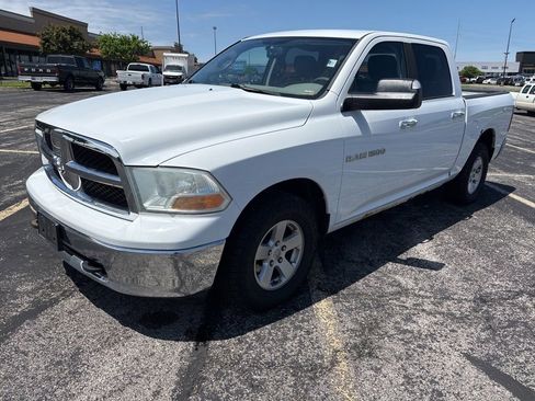 Used 2011 RAM 1500 Classic SLT w/ Luxury Group AWD/4WD image 1