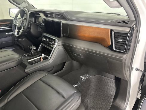 Used 2023 GMC Sierra 1500 Denali w/ Denali Reserve Package AWD/4WD image 38