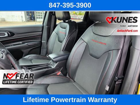 Used 2024 Jeep Compass Trailhawk AWD/4WD image 16