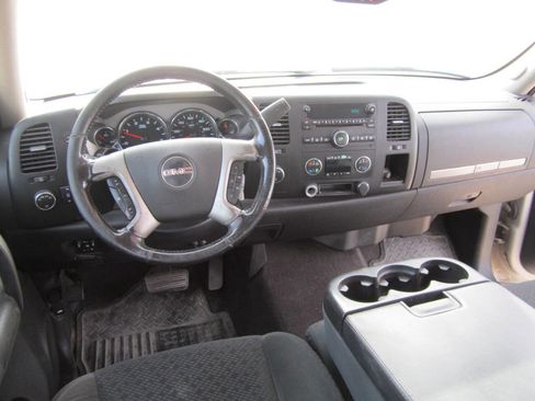Used 2008 GMC Sierra 2500 SLE w/ SLE1 Preferred Package image 9