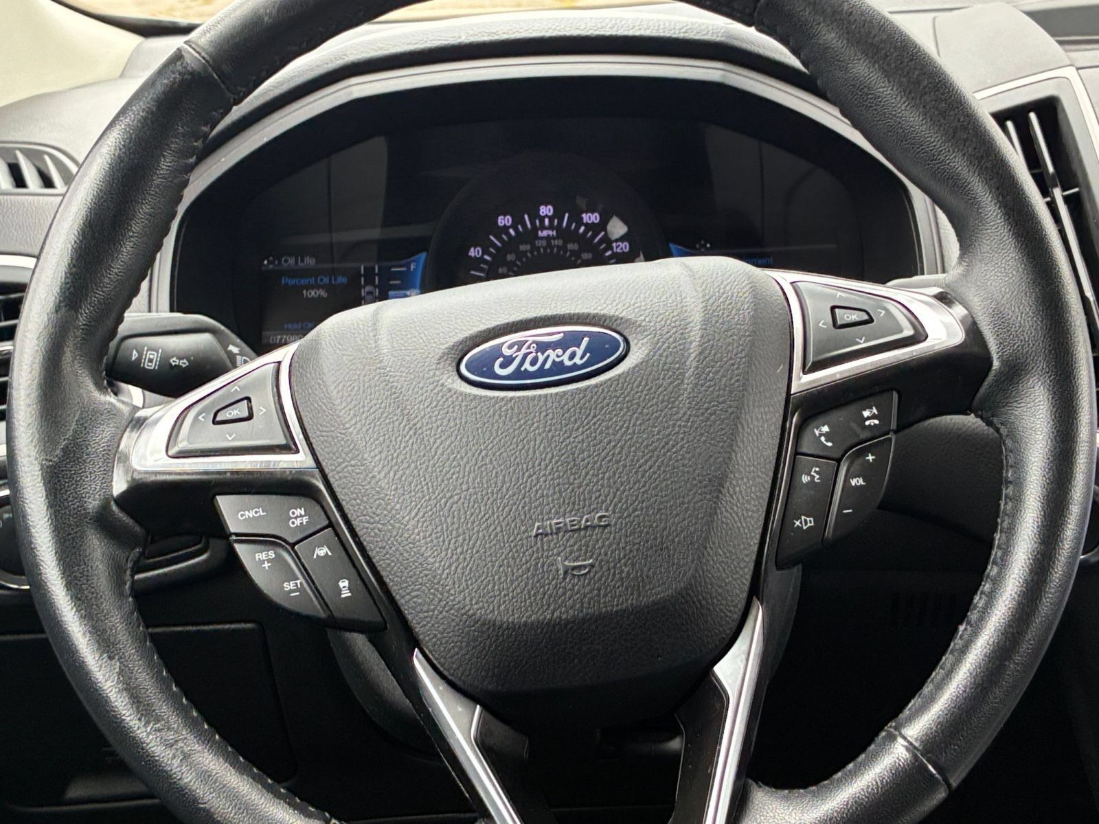 Used 2024 Ford Edge SEL AWD/4WD image 28