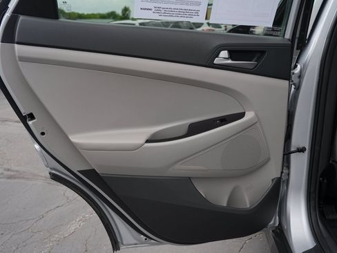 Used 2018 Hyundai Tucson SE AWD/4WD image 19