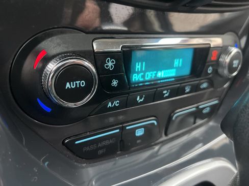 Used 2013 Ford Escape Titanium image 19