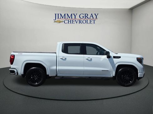 Used 2024 GMC Sierra 1500 Elevation w/ LPO, Elevation Black Package AWD/4WD image 6