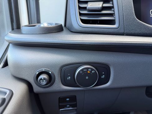 New 2026 Ford Transit 250 148 Medium Roof Extended AWD image 20