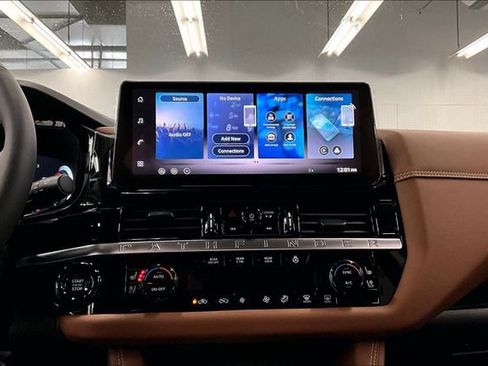 New 2026 Nissan Pathfinder Platinum AWD/4WD image 26