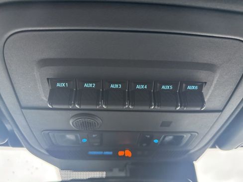 Certified 2024 Ford Bronco Black Diamond image 34