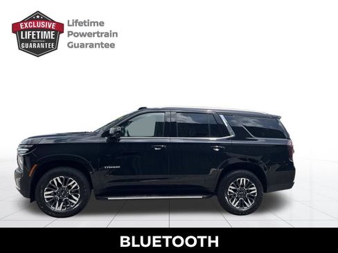 Used 2025 Chevrolet Tahoe LT RWD image 2