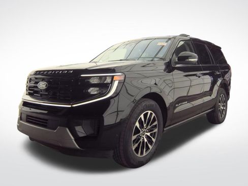 Used 2025 Ford Expedition Platinum AWD/4WD image 1