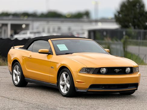 Used 2012 Ford Mustang GT Premium w/ Electronics Pkg RWD image 1