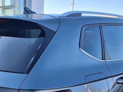 Certified 2022 Volkswagen Taos SE image 26