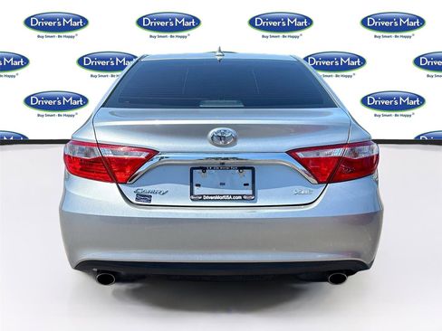 Used 2017 Toyota Camry XLE w/ Advanced Technology Package FWD image 6