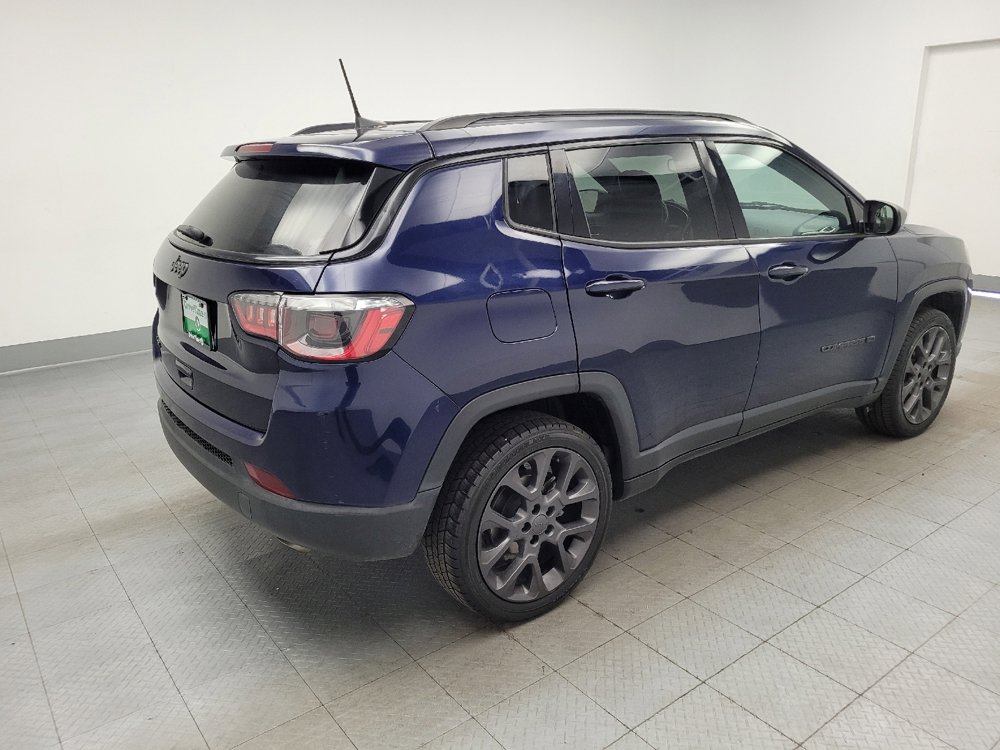 Used 2021 Jeep Compass Latitude w/ Sun and Sound Group AWD/4WD image 9