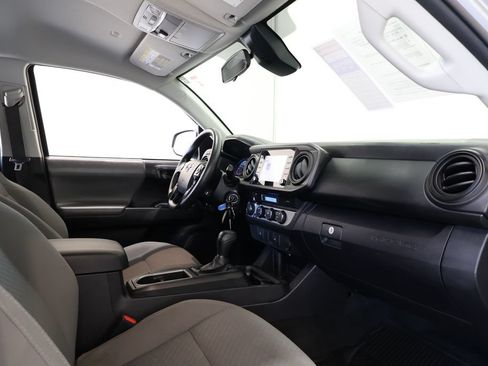 Used 2021 Toyota Tacoma SR AWD/4WD image 20