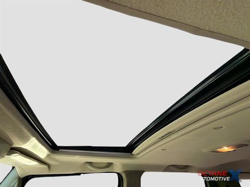 Used 2003 HUMMER H2 w/ Preferred Equipment Group image 20