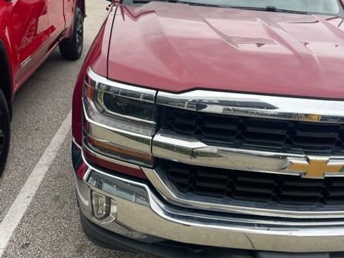 Used 2019 Chevrolet Silverado 1500 LT w/ All Star Edition AWD/4WD image 2