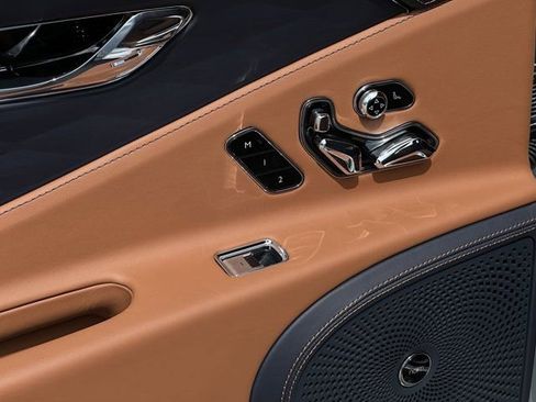 New 2024 Bentley Flying Spur W12 image 35