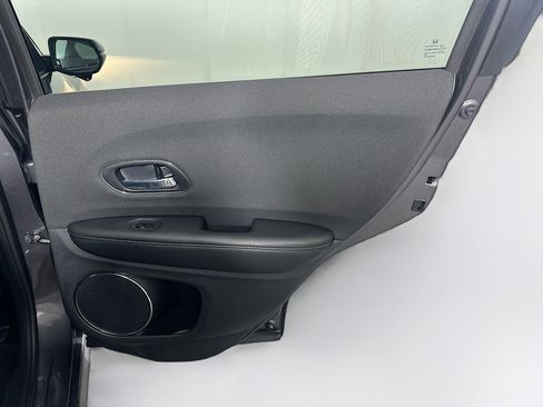 Used 2022 Honda HR-V EX image 28
