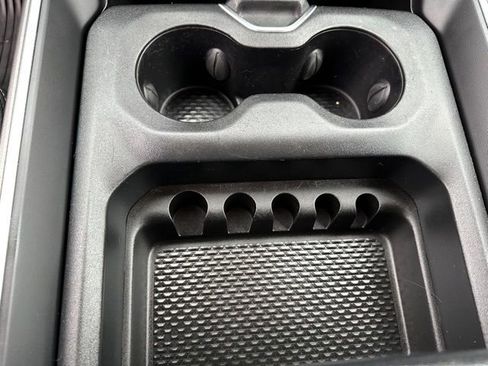 Used 2019 RAM 1500 Big Horn image 14